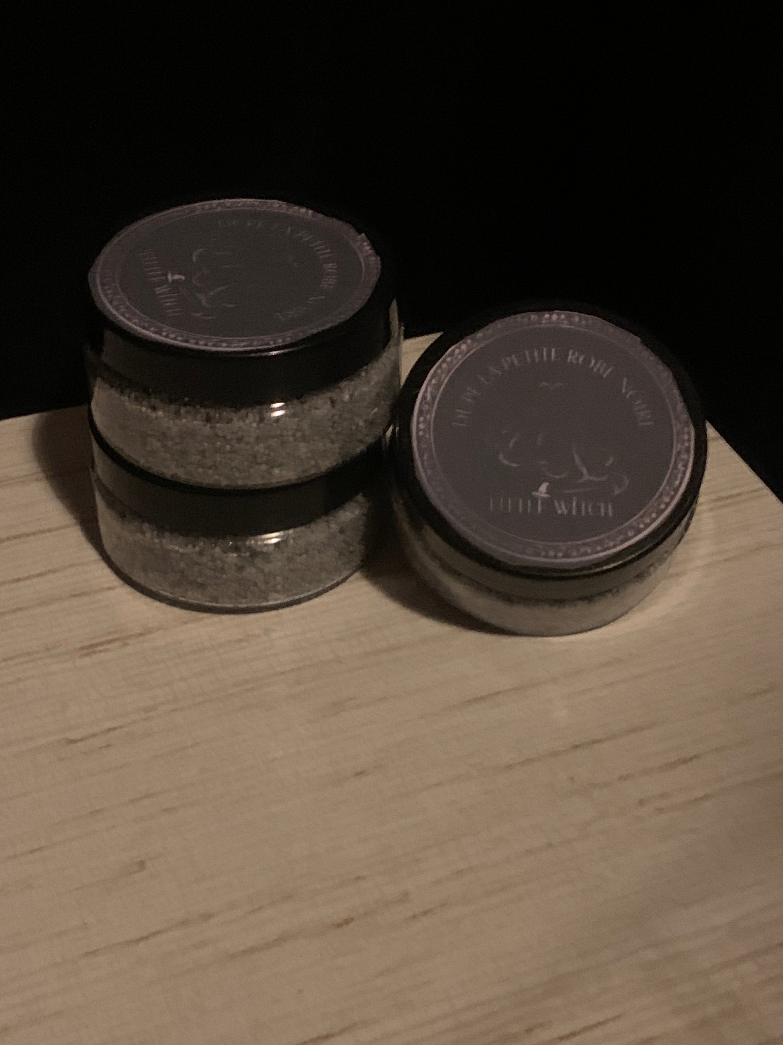 Fondant flocons parfumée ( dupe la petite robe noir )